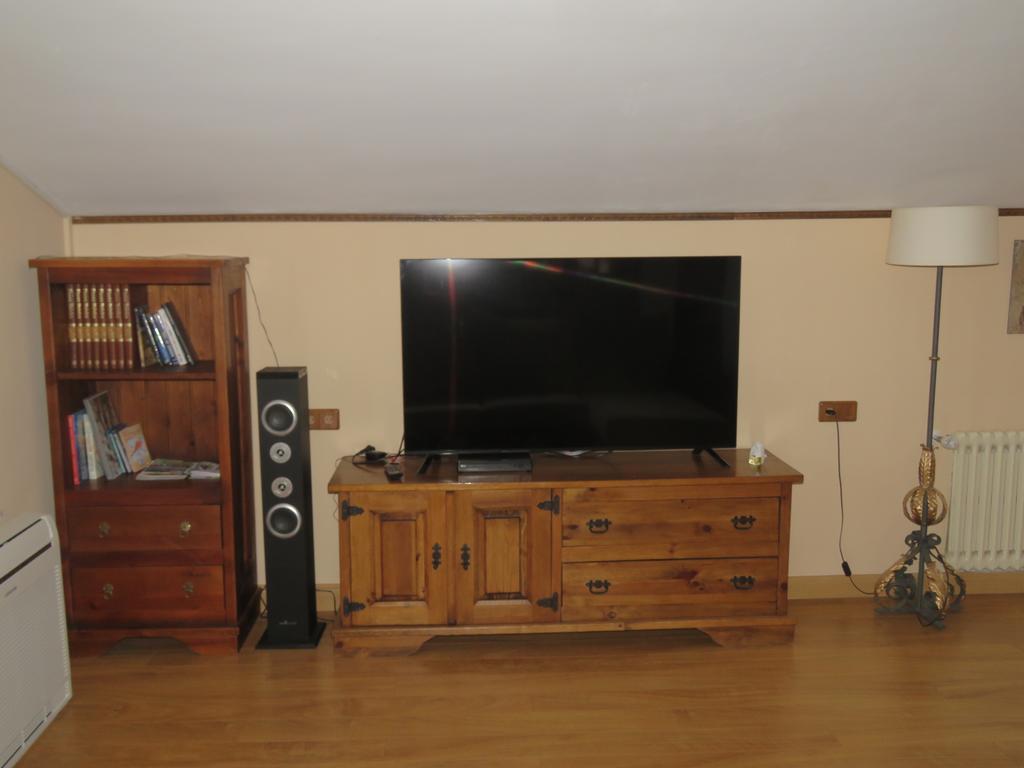 Elai Etxea Loft Baias Apartment Pobes Exterior foto